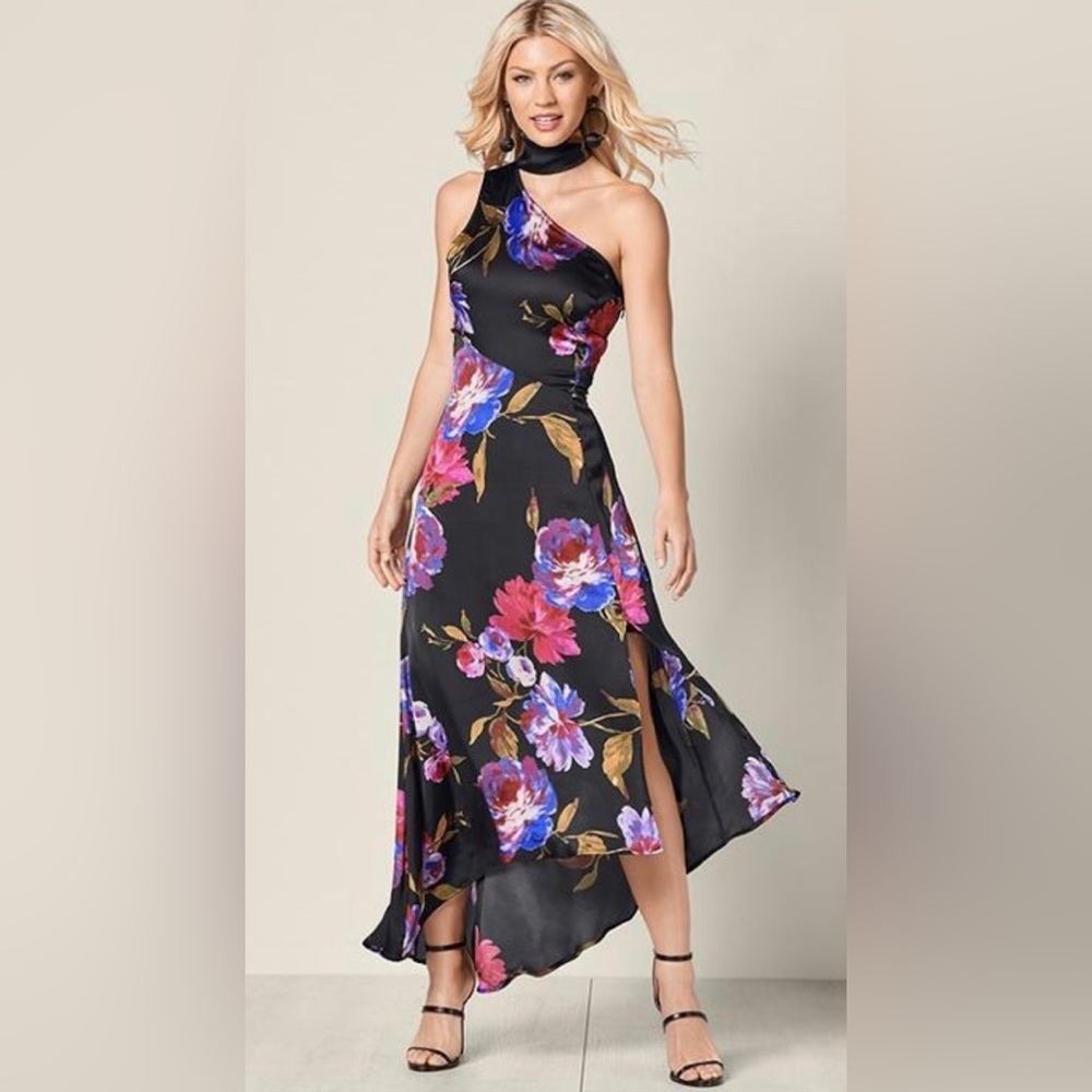 Venus maxi asymmetric choker dress. Zips on the side. Gorgeous! Flowing!